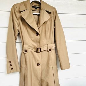 🌻 DKNY Like New Khaki Tan Belted Dress trench coat, size small